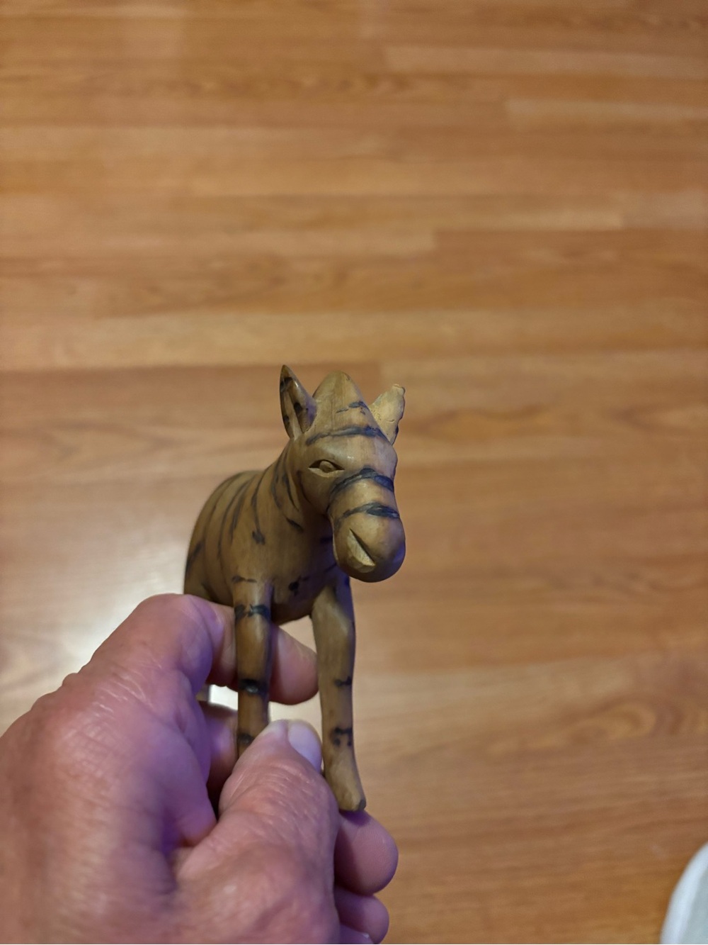 Hand carved wooden teakwood zebra Figurine - Tan with Black Stripes - Picture 4 of 4
